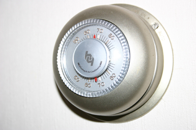 Farming Advice and Folklore: Thermostats, Roofing Shingles and Soothing Honey Image